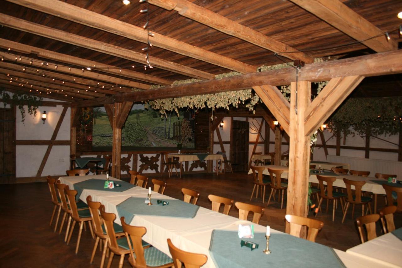 Landhotel "Lichte Aue" Lichtenau Stutzengrun エクステリア 写真